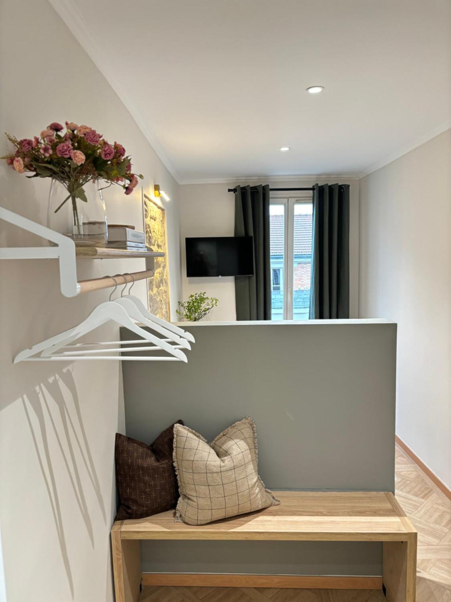 Hotel Paris Amore Bagian luar foto