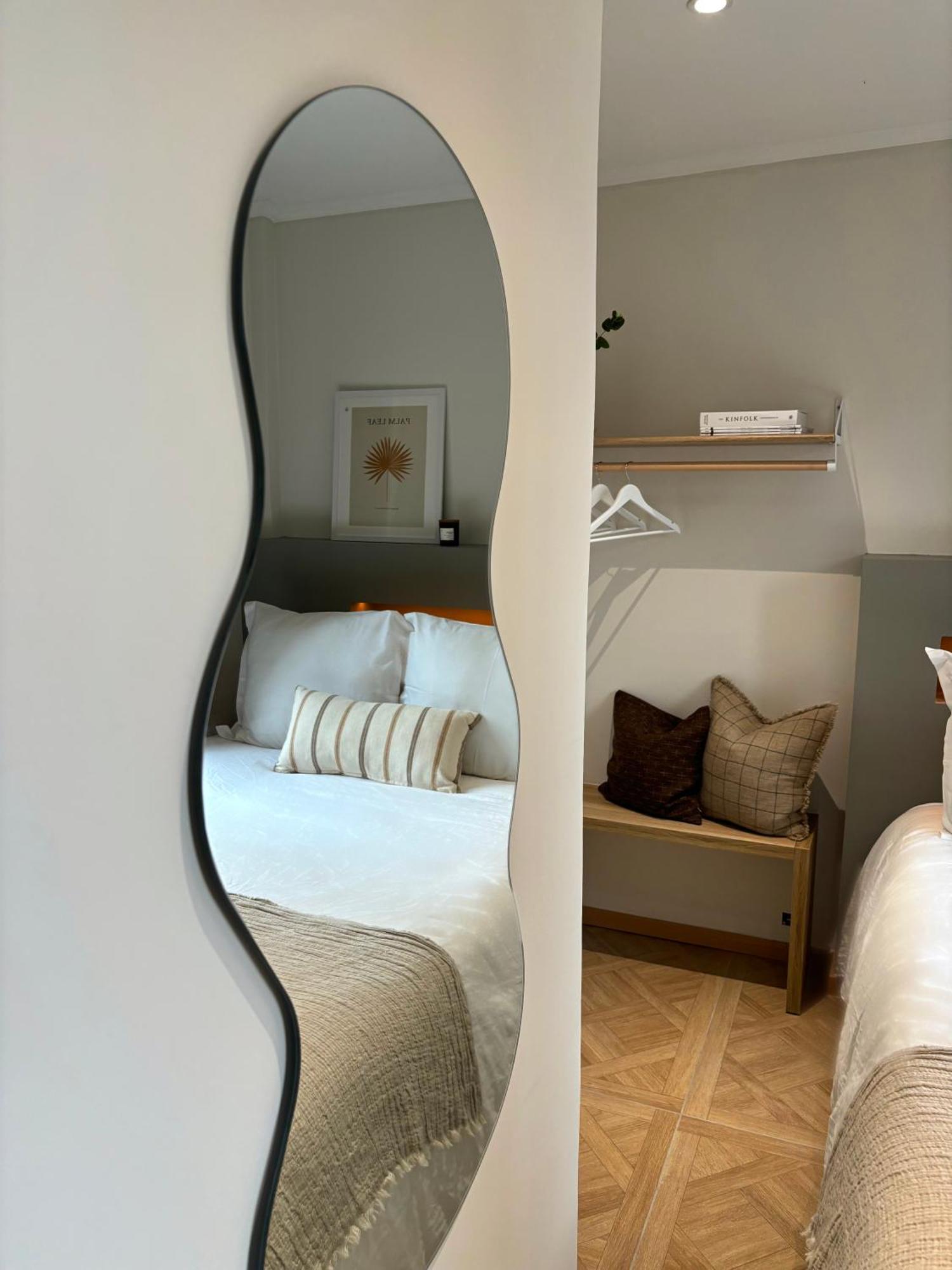 Hotel Paris Amore Bagian luar foto