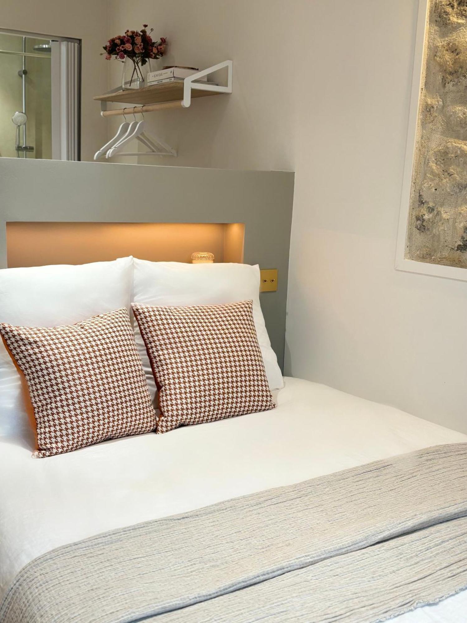 Hotel Paris Amore Bagian luar foto